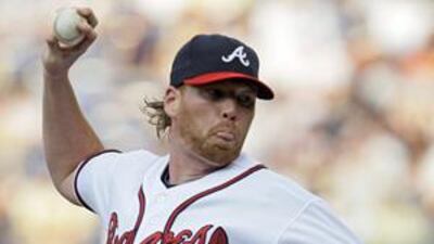 Atlanta Braves' starting pitcher Tommy Hanson works in the first inning against the New York Yankees in Atlanta on Tuesday.