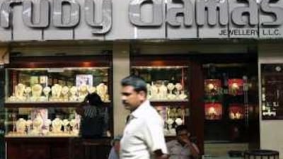 Damas has more than 500 stores.