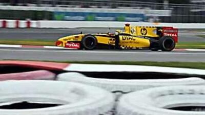 Robert Kubica, of Renault, knows the importance of safety even though he loves street circuits.