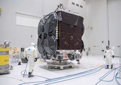 Fuelling of the new Al Yah 3 satellite