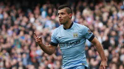 Sergio Aguero celebrates after scoring Manchester City's second goal against West Ham United on Sunday. Jason Cairnduff / Reuters