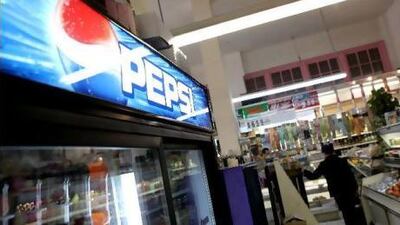 PepsiCo has reported a fall in drink sales in the US and Canada for the first time in two years.