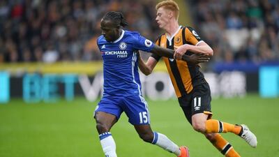 Victor Moses of Chelsea, left, vies for the ball with Sam Clucas of Hull City. Shaun Botterill/Getty Images