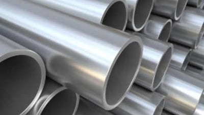 By midday yesterday in London prices had fallen to $3,276 a tonne.