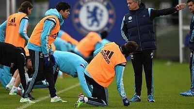 Diego Costa and Willian both received yellow cards for dives at Stamford Bridge, but Chelsea manager Jose Mourinho believes an independent panel retrospectively punishing divers would be a “disaster”. Darren Walsh / AP Images