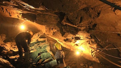 Fairmined-protected miners in the interior of Coodmilla Cooperative. Gaelle Tavernier / Alliance for Responsible Mining