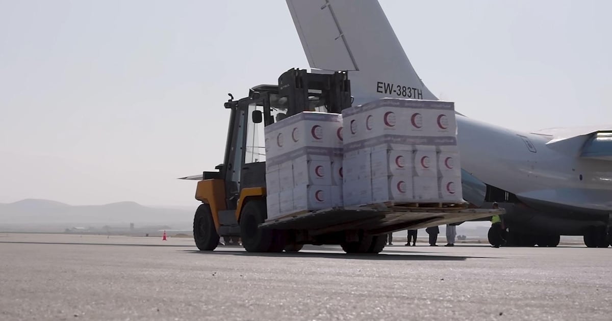 Die VAE entsenden ein fünftes Hilfsflugzeug zur Unterstützung der ...