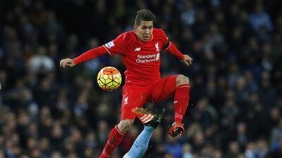Football - Manchester City v Liverpool - Barclays Premier League - Etihad Stadium - 21/11/15Liverpool's Roberto Firmino in action with Manchester City's Eliaquim MangalaReuters / Phil NobleLivepicEDITORIAL USE ONLY. No use with unauthorized audio, video, data, fixture lists, club/league logos or "live" services. Online in-match use limited to 45 images, no video emulation. No use in betting, games or single club/league/player publications. Please contact your account representative for further details.
