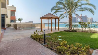 The properties come with an infinity pool. Courtesy LuxuryProperty.com