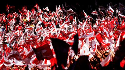 Arsenal fans soak up the atmosphere prior to the FA Community Shield match between Chelsea and Arsenal at Wembley Stadium on August 2, 2015 in London, England. (Photo by Jamie McDonald/Getty Images)