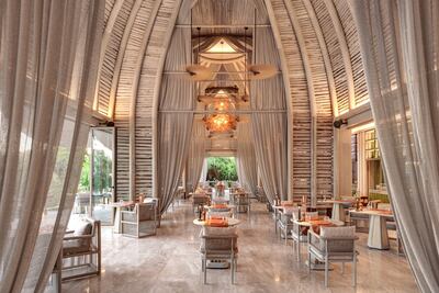 Flow, the open-plan interactive dining space at Joali Being