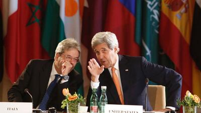 US Secretary of State John Kerry and Italian Foreign Minister Paolo Gentiloni at talks in Vienna on May 16, 2016 on the expanding presence of ISIL in Libya. AFP / Dieter Nagl
