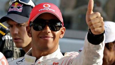 Lewis Hamilton hailed Sebastian Vettel as a deserving champion after trailing him in the Abu Dhabi Grand Prix yesterday.