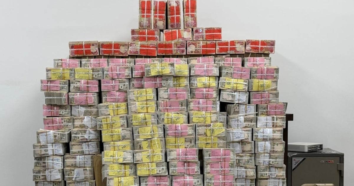 Million Hidden in Water Bottles Uncovered in Iraqi Corruption Investigation Million Hidden in Water Bottles Uncovered in Iraqi Corruption Investigation