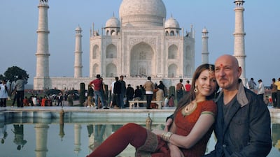 British actor Ben Kingsley, right, poses with his wife Daniela Lavender in front of the historic Taj Mahal monument on December 2, 2009. AFP