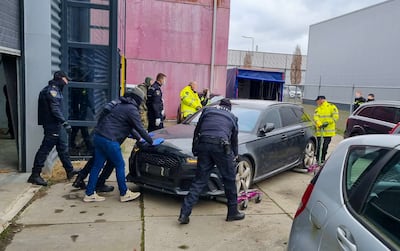 Police secure an alleged getaway car used by the suspects. Photo: LKA BW