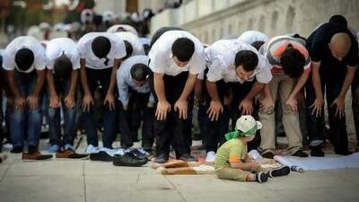 Supporters of the former Egyptian president Mohammad Morsi pray before a protest in Istanbul on Friday. AP Photo