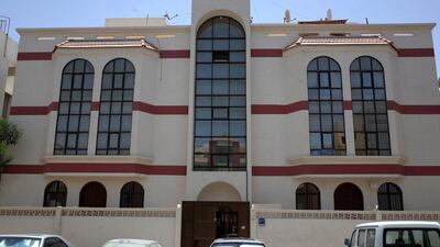 Khalidiya / Al Bateen low-end apartments: Q2-Q3 2015 no change. Q3 2014-Q3 2015 up 3%. Studio - Dh40,000-Dh65,000. 1BR - Dh60,000-Dh75,000. 2BR - Dh75,000-Dh100,000. 3BR - Dh75,000-Dh150,000. Delores Johnson / The National