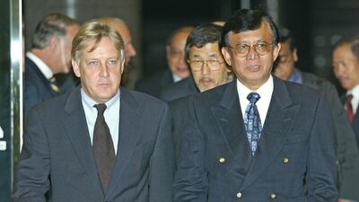 Martin Griffiths, left, pictured in Indonesia in 2003, is the right man for the job in Yemen, says the UK. Toru Yamanaka / AFP Photo
