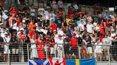 Crowd cheers the drivers in Abu Dhabi