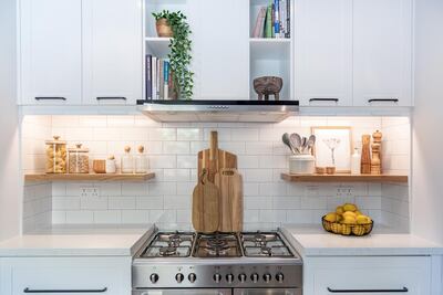 A shelfie for the kitchen by Lilly Engelbrecht.