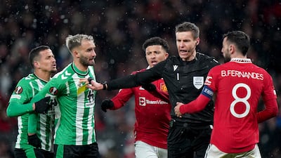 German Pezzella – 5. Failed to impose himself, with the bulk of the preventative work falling on Felipe’s shoulders. Indebted to his central defensive partner that the hosts weren’t out of sight by half-time, and was arguably slow to react to Fernandes’s movement for United’s third. PA