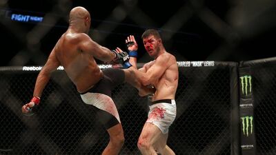 Ultimate Fighting Championship - UFC Fight Night 83 - O2 Arena, London, England - 27/2/16Brazil's Anderson Silva (L) and Great Britain's Michael Bisping (R) in actionAction Images via Reuters / Matthew ChildsLivepicEDITORIAL USE ONLY.