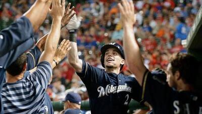 Scooter Gennett was in great form as he hit a two-run homer off an Alexi Ogando pitch.