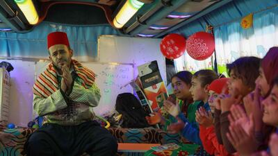 The bus also offers classes in singing and drawing.