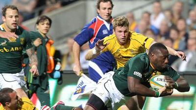 South Africa's Tendai Mtawarira attempts a try during the Rugby Championship match with Australia
