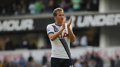 Harry Kane leads the Premier League goal scoring charts with 22 goals this season. Ikimages / AFP