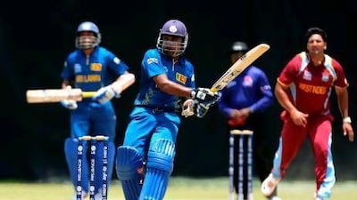 Mahela Jayawardene, centre, has adapted to Twenty20 cricket while continuing to bat in his usual elegant style. He is a player to watch, according to our columnist.