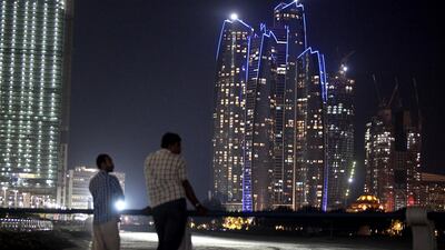 Corniche high-end apartments: Q4 2014 up 11% year-on-year. 1BR - Dh120,000 average rental rate. 2BR - Dh150,000 average rental rate. 3BR - Dh245,000 average rental rate. Silvia Razgova / The National