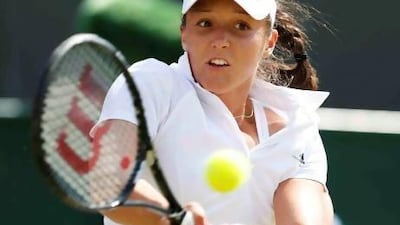 Laura Robson defeated Marina Erakovic.