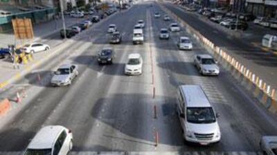 Free-flowing traffic in front of Abu Dhabi Mall yesterday. Residents in the area have complained of construction causing delays.