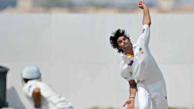 Mohammad Irfan took two wickets for 27 runs in the morning Test session. Jeff Topping / The National