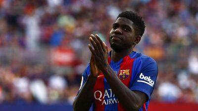 Barcelona’s new player, defender Samuel Umtiti, during the presentation of the team before the Joan Gamper Trophy match between FC Barcelona and Sampdoria played at Camp Nou stadium in Barcelona, Catalonia, Spain on 10 August 2016. Quique Garcia / EPA