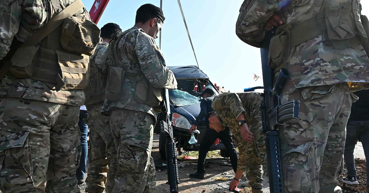 Lebanese army enters Beirut suburbs to arrest gunmen who fired at ...