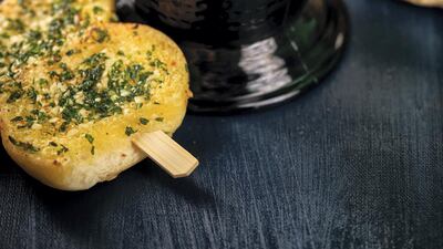 Pav Bhaji Fondue at Roti Rollers, La Mer: mashed vegetables topped with butter and served with parsley-garlic crusted pav bread