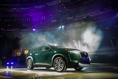 The front face comes with a three-slot V-motion grille and angular LED headlights. Photo: Nissan