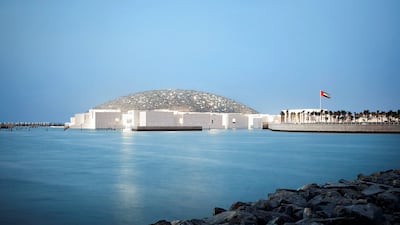 Louvre Abu Dhabi is located in the beautiful Saadiyat Island with turquoise-coloured waters