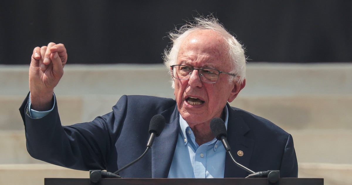 Bernie Sanders and Steve Bannon to join AI event in Washington as tech ...