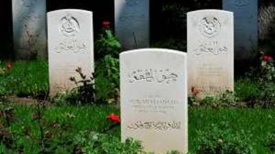 More than 200 Muslim, Sikh and Hindu soldiers who fought for Britain during the First World War lie in Zehrensdorf cemetery.