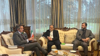 Rafael Grossi of the IAE (left) meets Iran's foreign minister Abbas Araghchi (centre) in Geneva for talks. @rafaelmgrossi