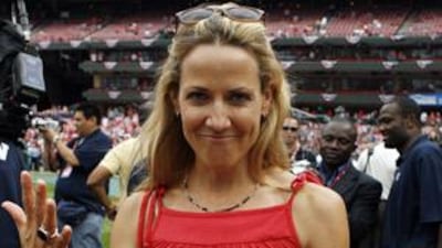 The singer Sheryl Crow has sold her music catalogue for US$10 million.