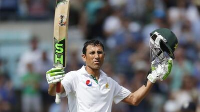 Pakistan's Younis Khan celebrates his double century. (Reuters/Paul Childs)