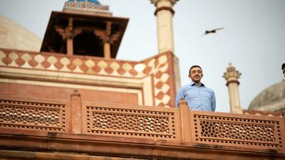 Sheikh Abdullah visits Humayun's tomb, considered to be one of the most prominent archaeological sites of the Mughal Empire. Wam