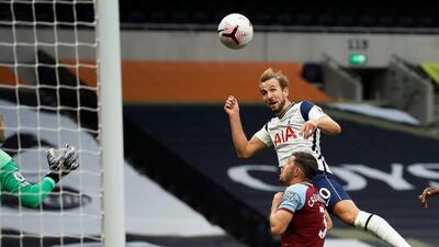 epa08755681 Tottenham's Harry Kane (up) scores the 3-0 lead during the English Premier League soccer match between Tottenham Hotspur and West Ham United in London, Britain, 18 October 2020. EPA/Matt Dunham / POOL EDITORIAL USE ONLY. No use with unauthorized audio, video, data, fixture lists, club/league logos or 'live' services. Online in-match use limited to 120 images, no video emulation. No use in betting, games or single club/league/player publications.