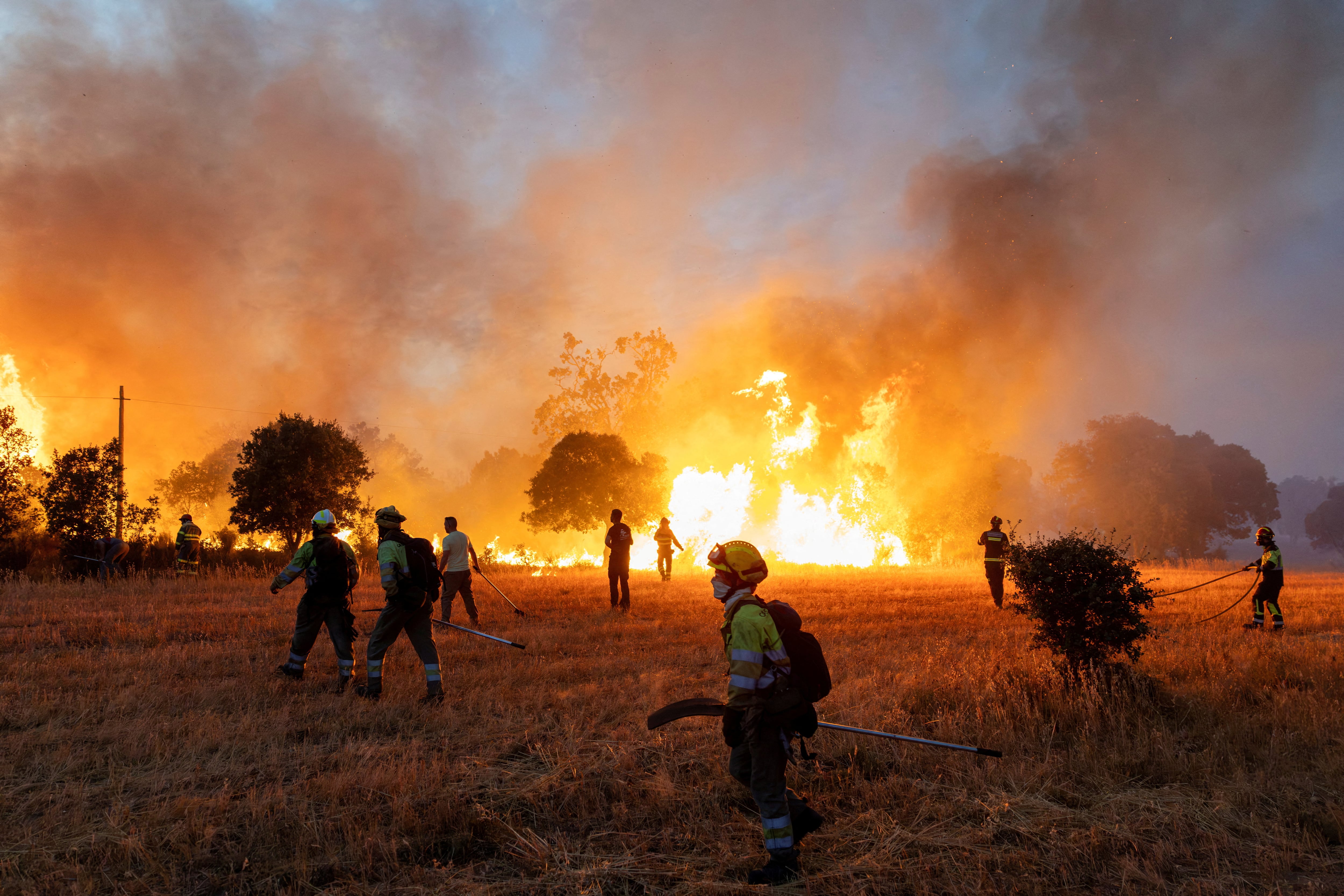Image linked from the original feed: Wildfires declared 'national security threat' in Europe as blazes spread to Greece and UK