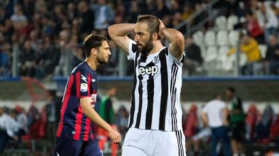 Juventus forward Gonzalo Higuain failed to find the net in the 1-1 draw against relegation-threatened Crotone on Wednesday. He faces his former employers, Napoli, in Serie A on Sunday. Giovanni Isolino / AFP